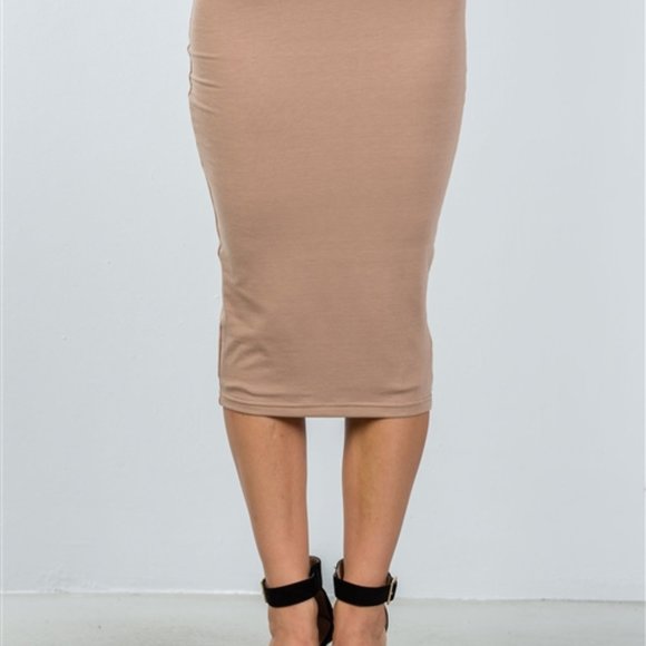 Nude Elastic Waist Mid-Length Pencil Skirt - Picture 4 of 5